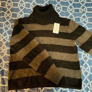 Calvin Klein Jeans women Brand New turtleneck sweater